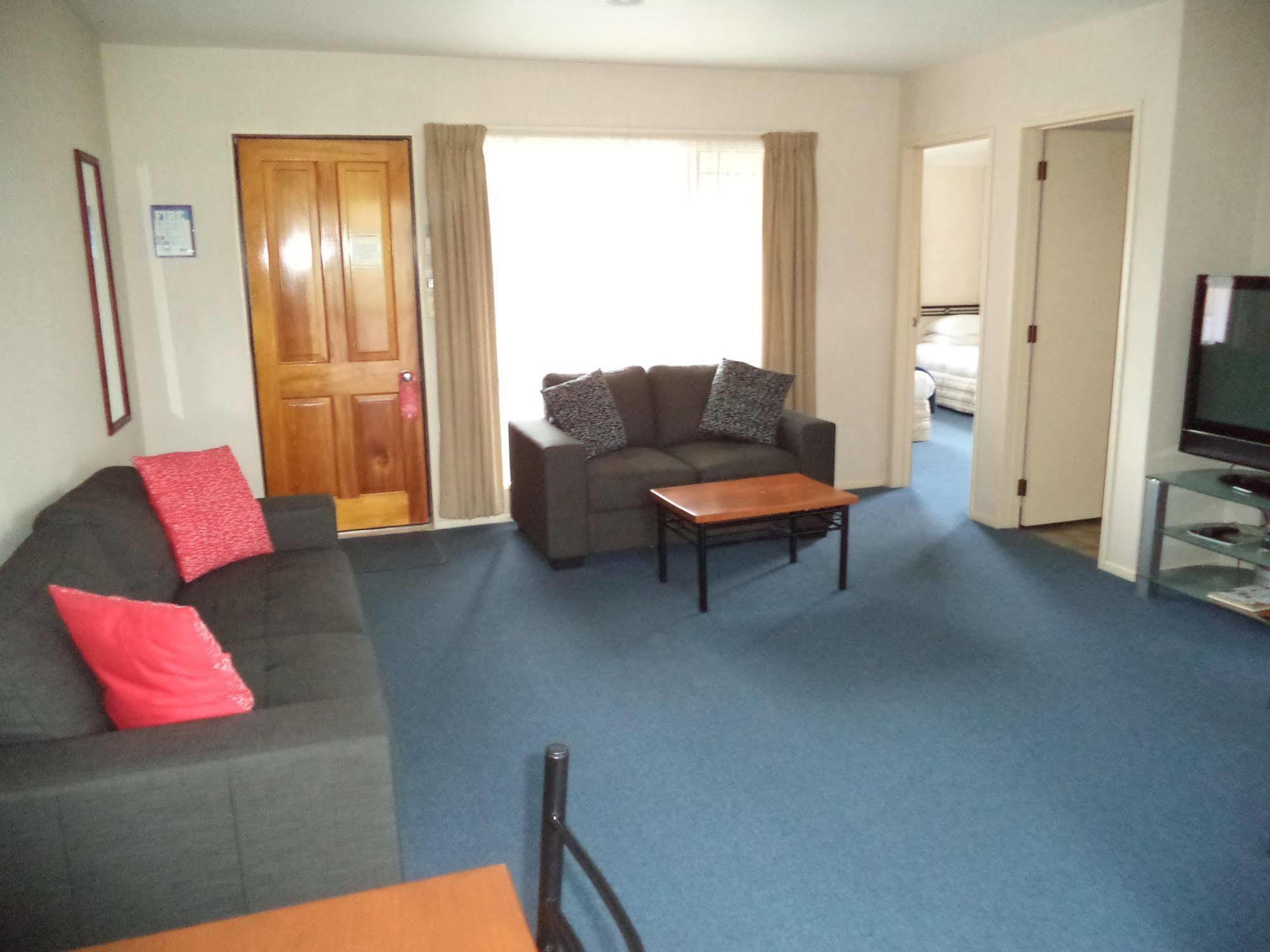 South Park Motel Masterton Exterior photo